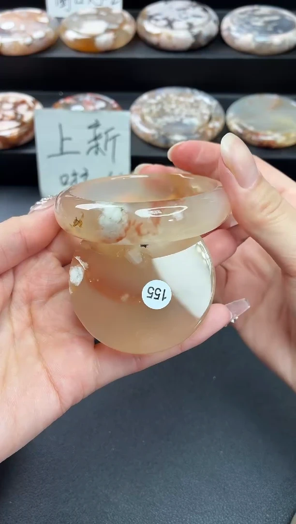 手镯玛瑙/玉髓未镶嵌石英质玉54圈(赠送镯心)圈口建议拍大