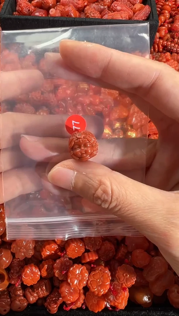 【闪购商品】南红玛瑙颈饰未镶嵌1