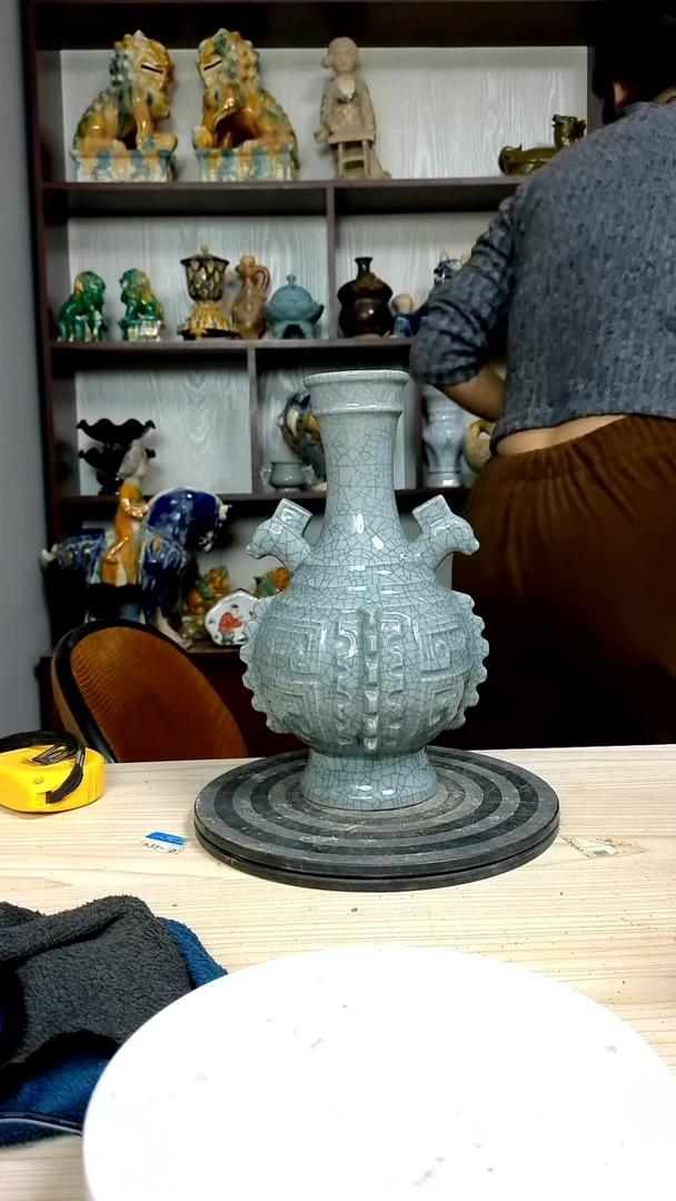 经典精美复古风格瓷器
