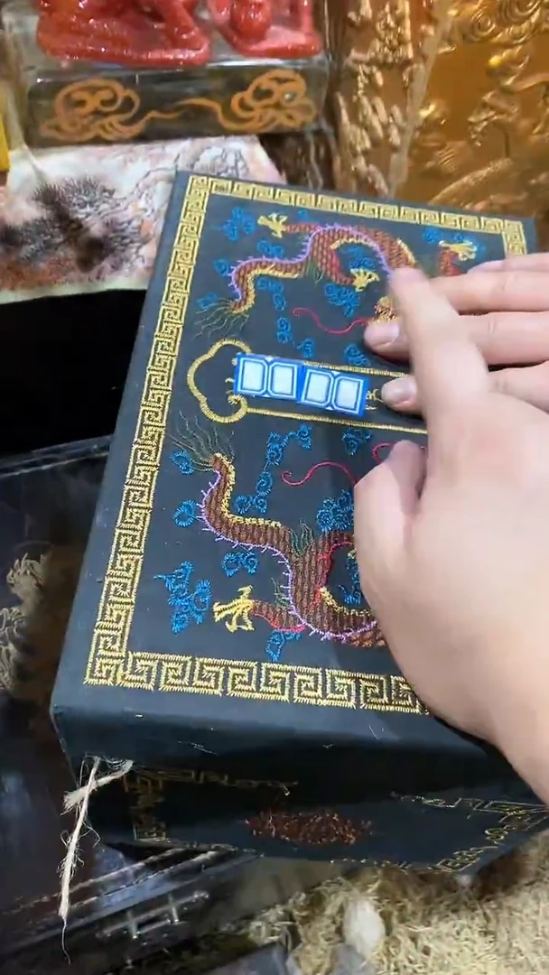 织绣黑箱 -------（晓晓甄选）