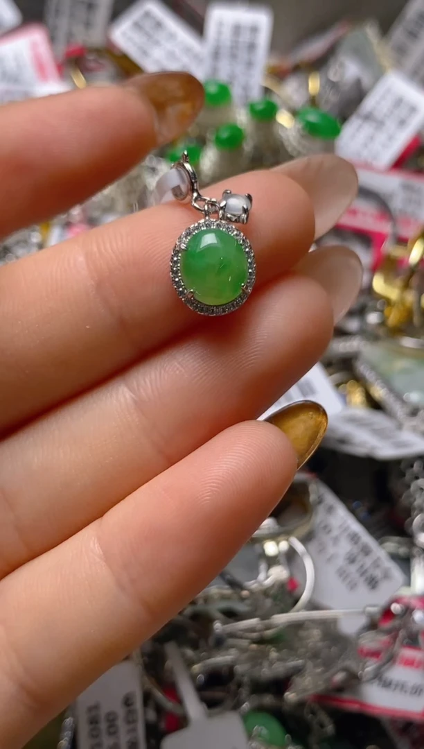 银S925镶嵌戒指翡翠百内无证书