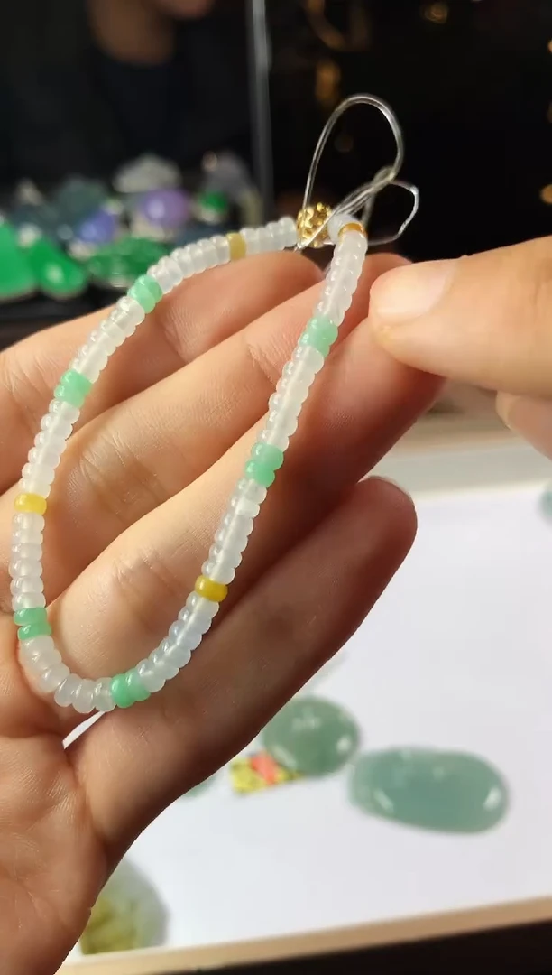 未镶嵌定制翡翠S毛货不退不换