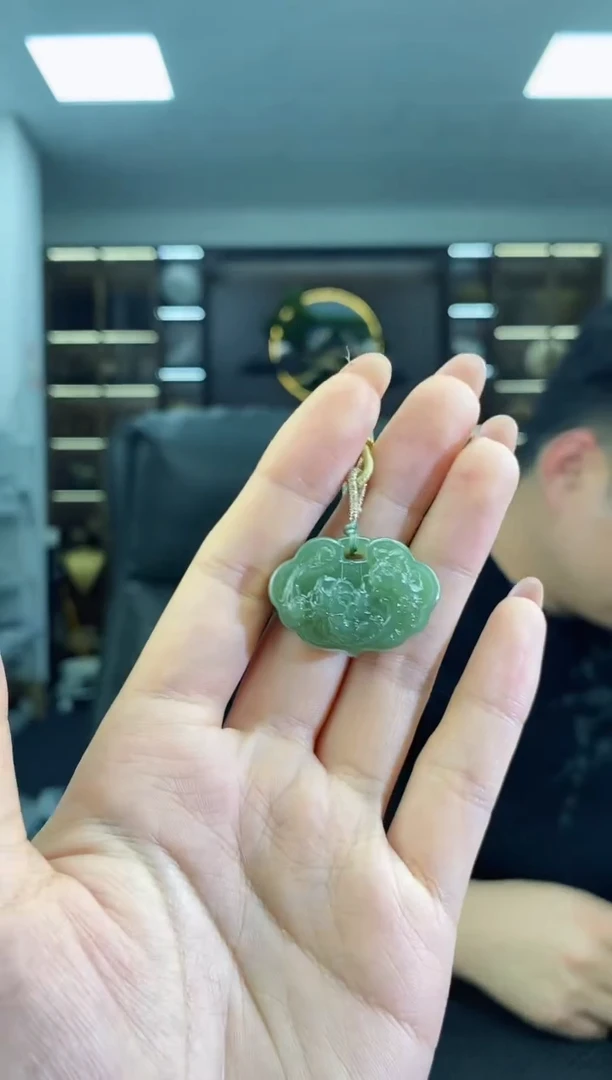 【闪购商品】和田玉颈饰未镶嵌如意锁