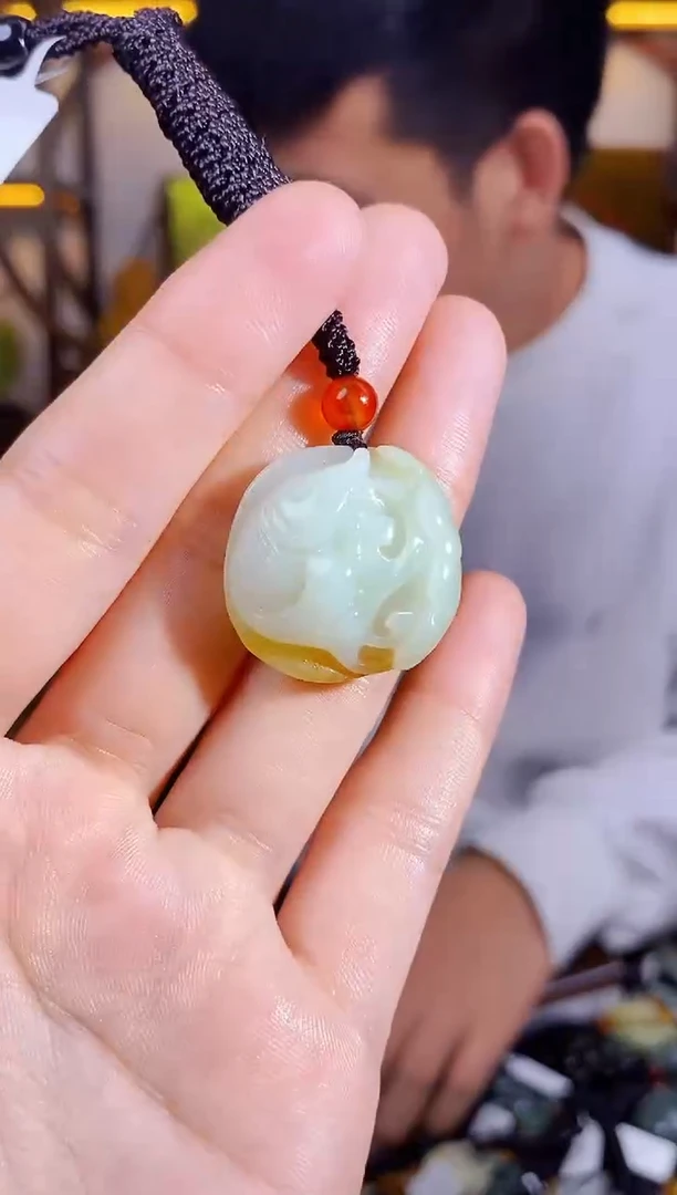 【闪购商品】和田玉颈饰未镶嵌1