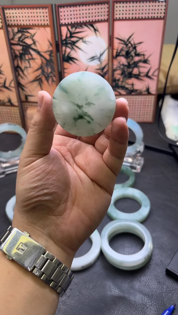 未镶嵌定制翡翠温****光雕刻定制