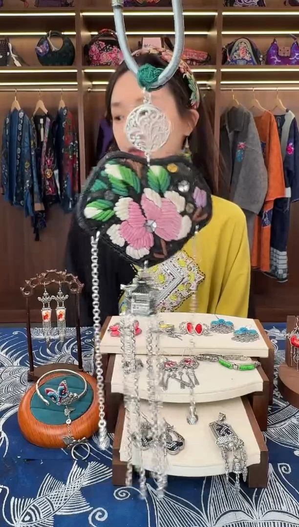 织绣506黔东南苗族刺绣