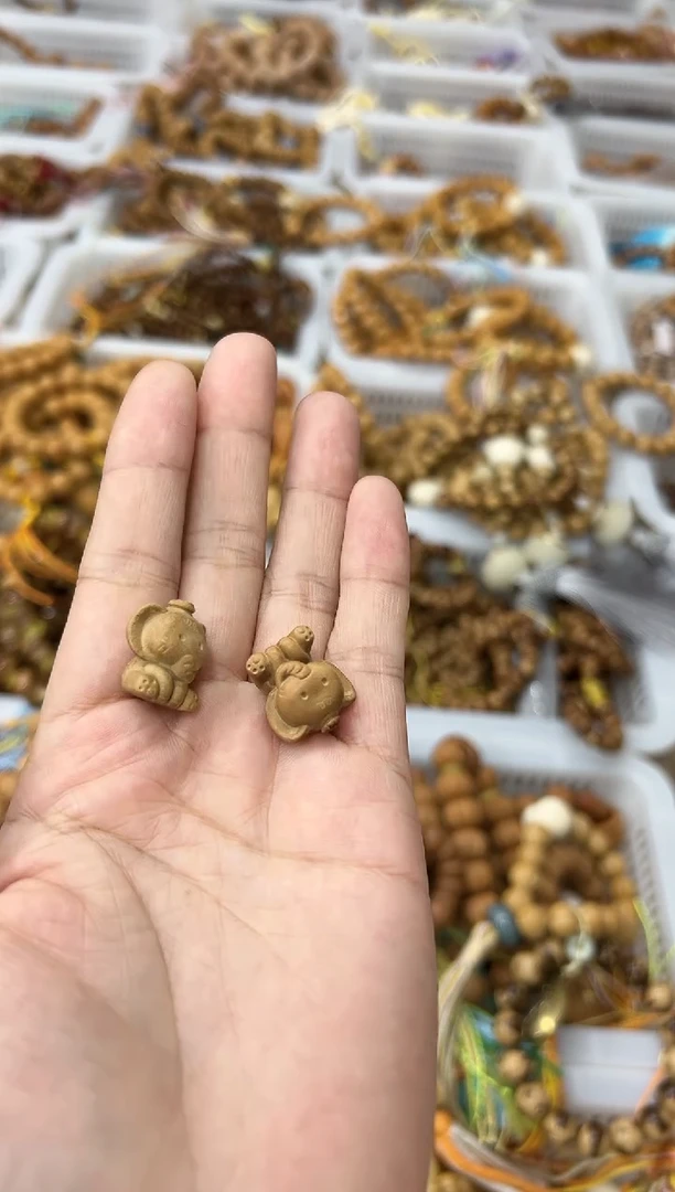 手串凤眼菩提✿***ゝ老山小象2个