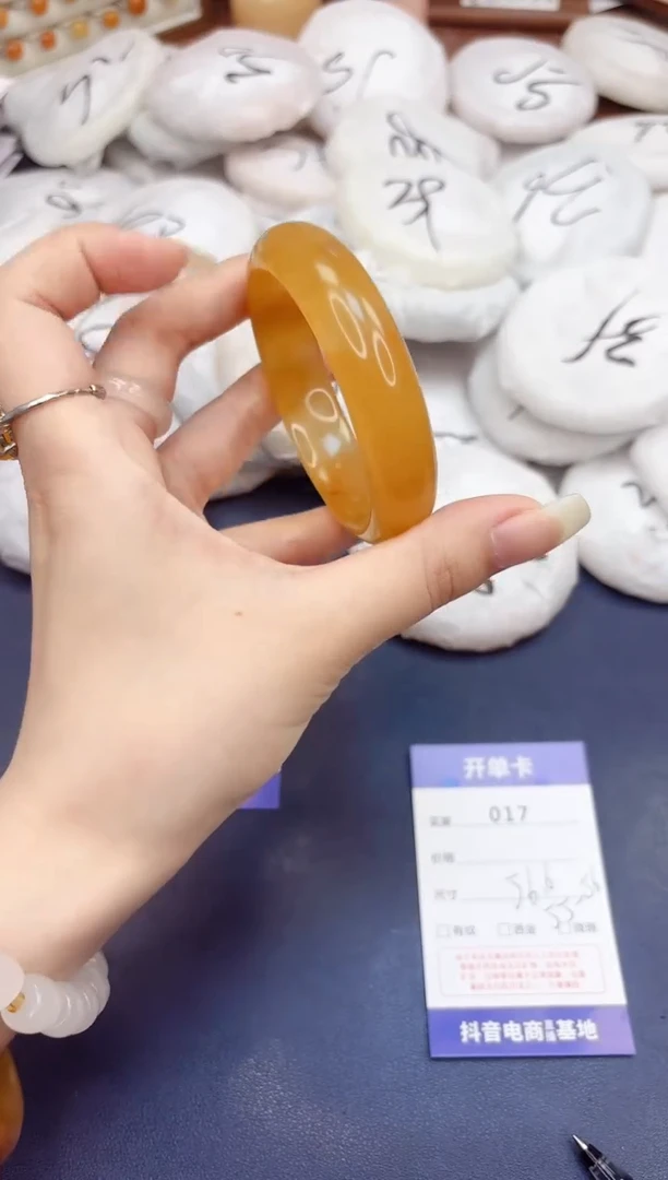 石英质玉手镯未镶嵌17-财气镯-圈口56