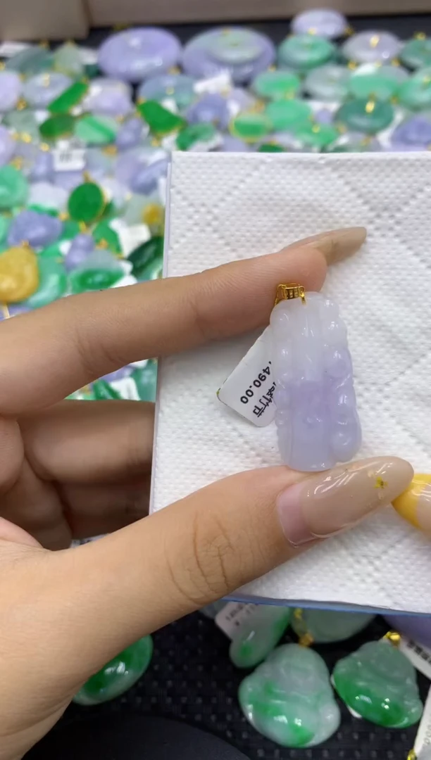 颈饰18K金镶嵌翡翠天然缅甸翡翠A货