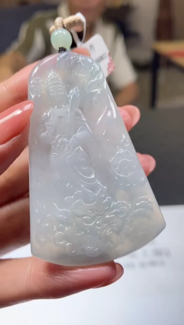 翡翠未镶嵌颈饰  312945