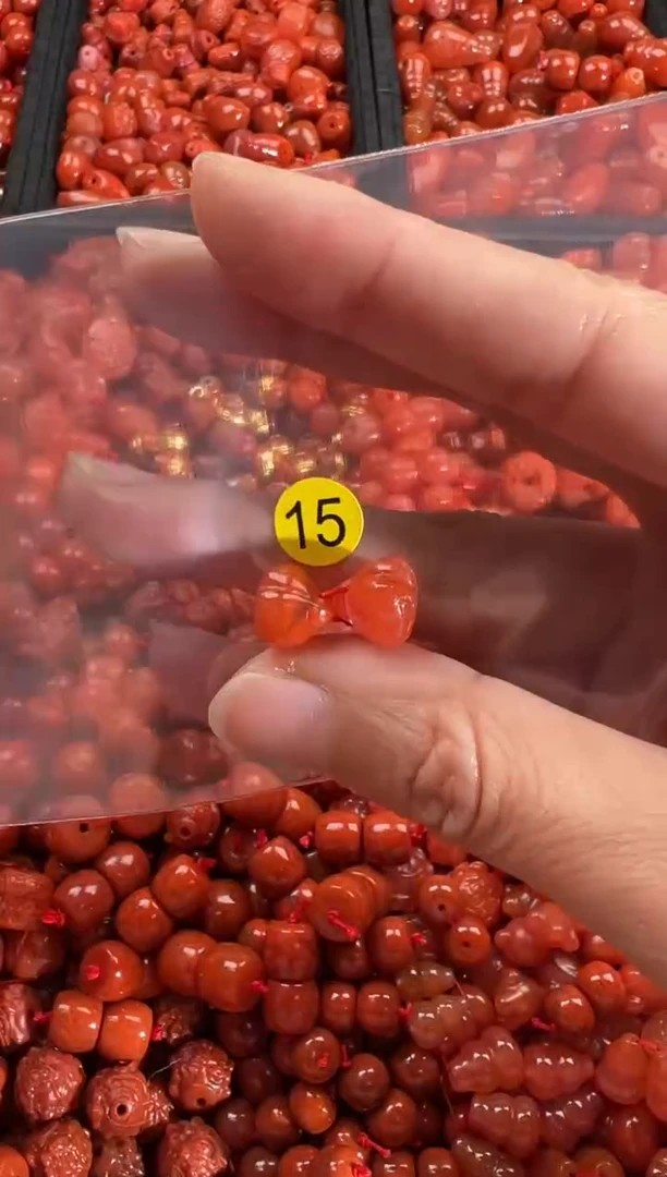 【闪购商品】南红玛瑙颈饰未镶嵌1