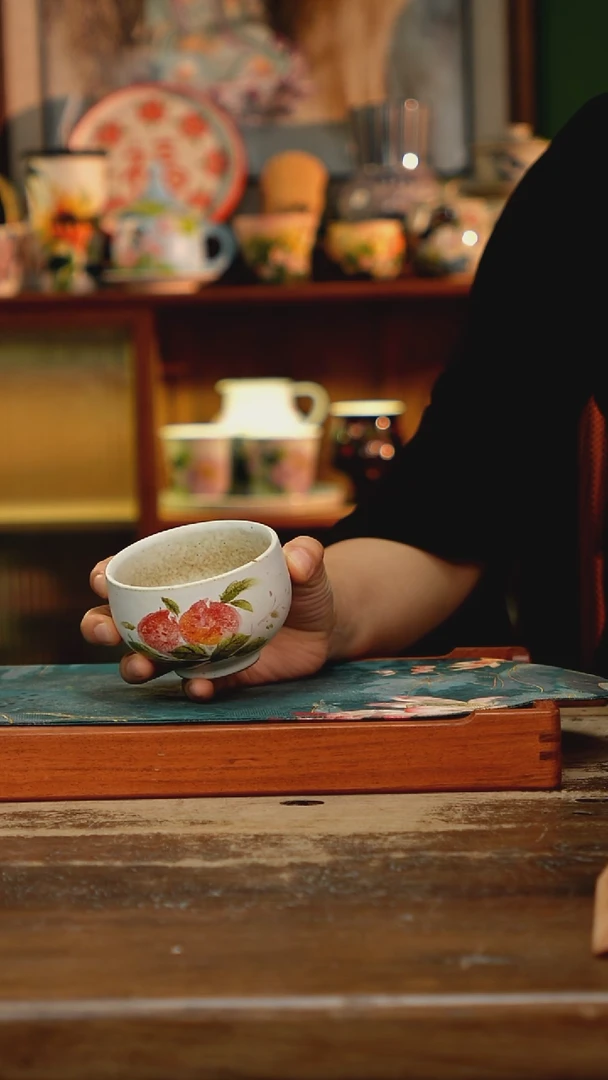 摆件景德镇纯手工釉下彩精品茶具水杯