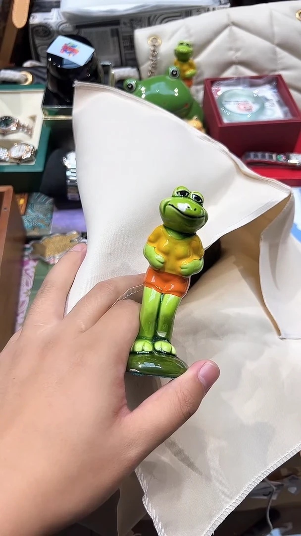 黑花单肩斜挎.全球寻宝高端瓷儿