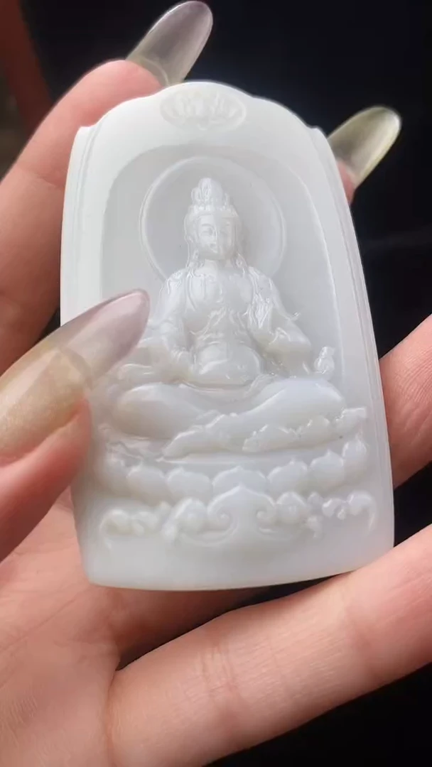 和田玉未镶嵌颈饰C384