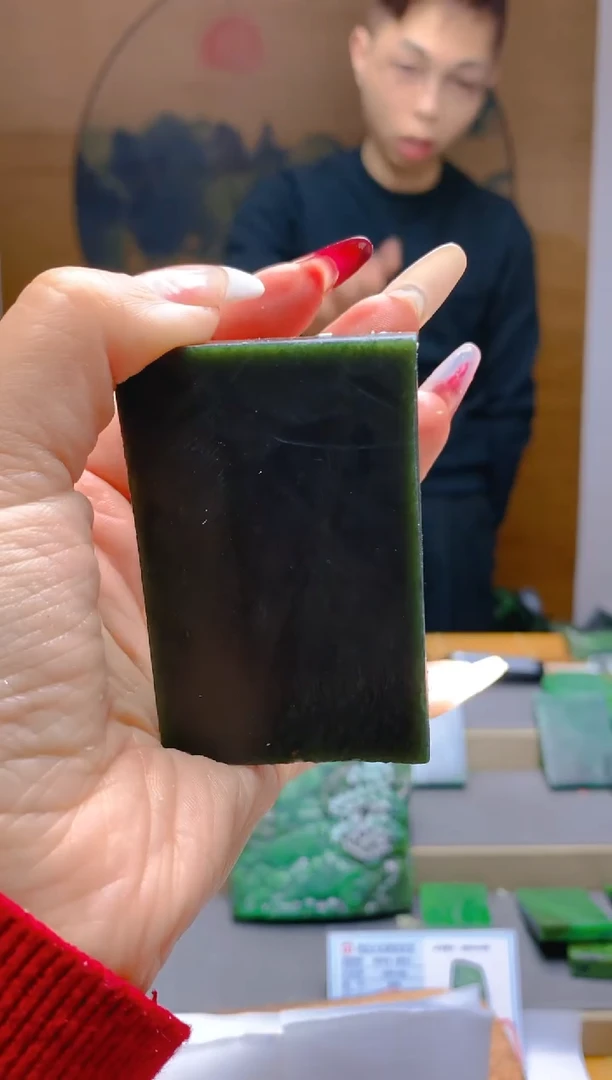 【闪购商品】和田玉（青玉）珠宝半成品未镶嵌随机发货一个