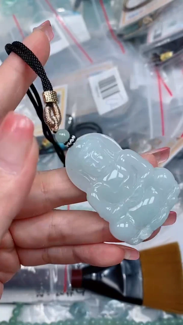 翡翠未镶嵌颈饰吊坠