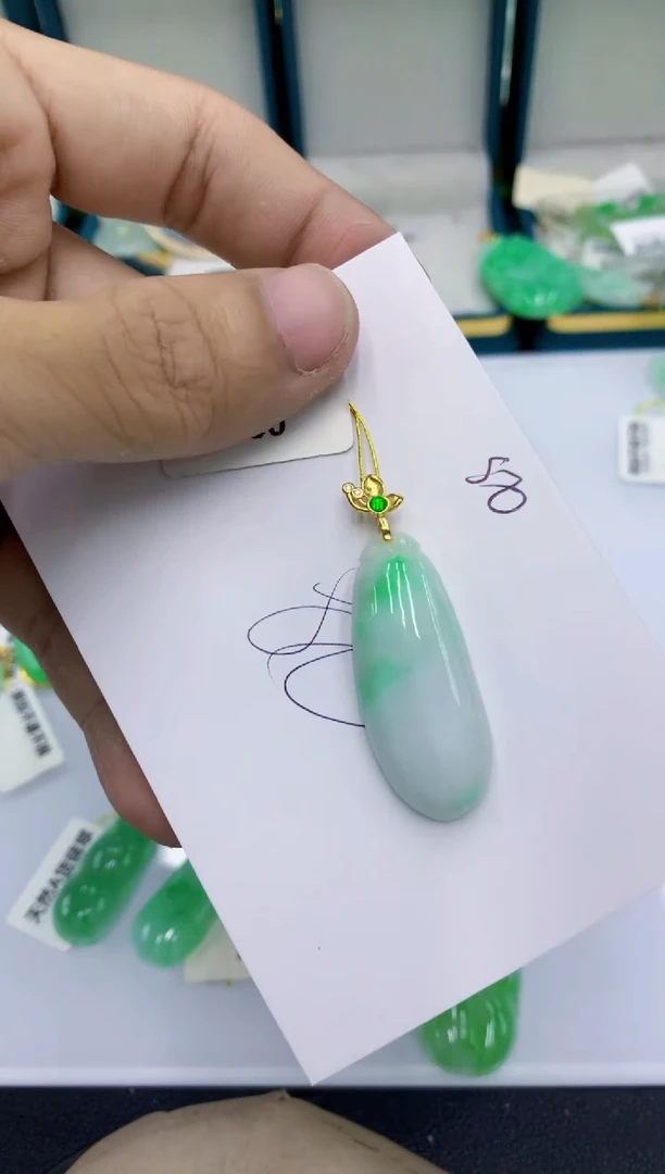 颈饰未镶嵌翡翠1111111111