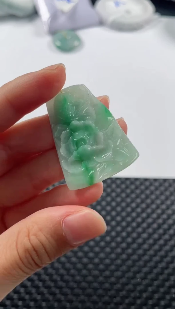 颈饰未镶嵌翡翠基地发货H 7530