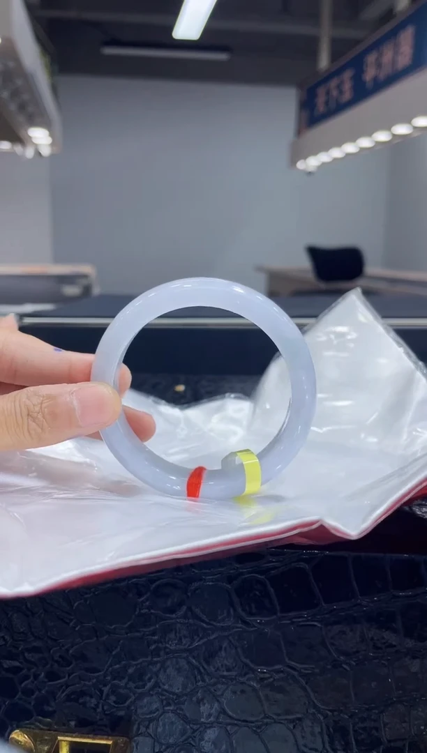 未镶嵌手镯翡翠8