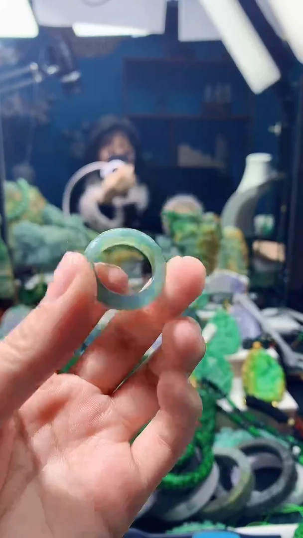 颈饰未镶嵌翡翠天然缅甸翡翠a货