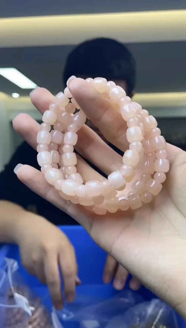 【闪购商品】和田玉`未镶嵌多样性发一件