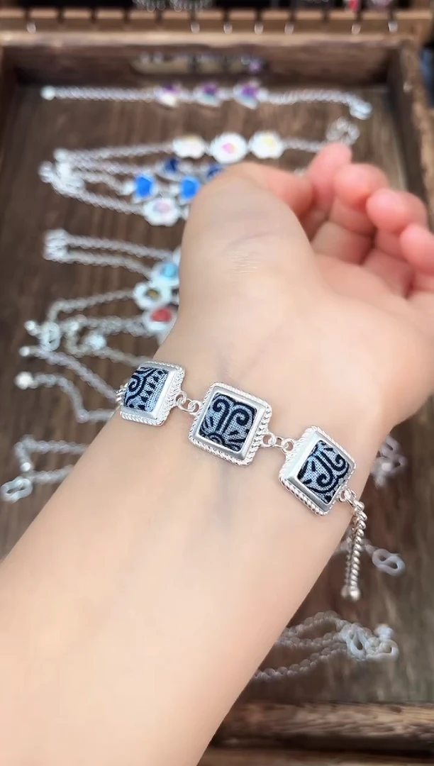 织绣吉***棠民族风非遗老绣饰品580*