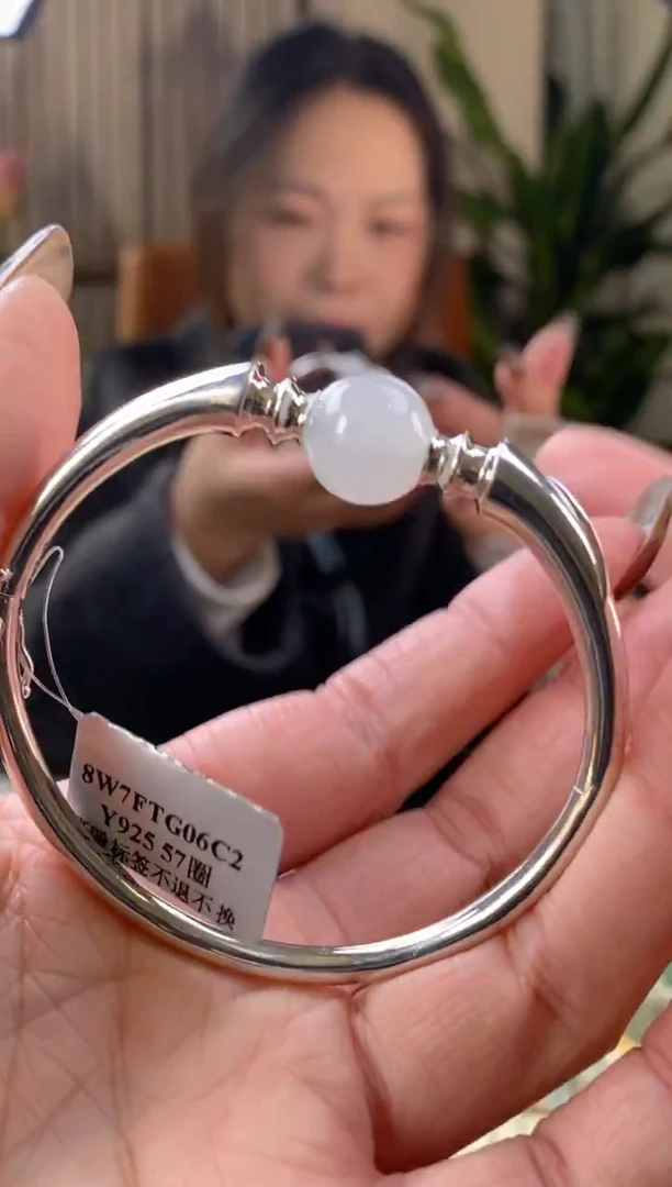 颈饰银S925镶嵌翡翠18328