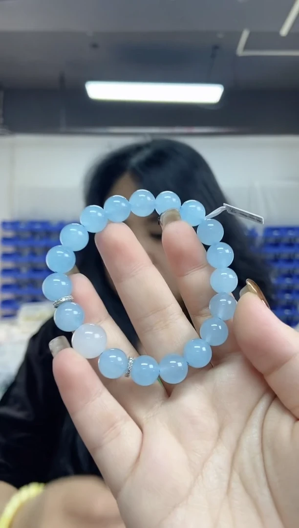 【闪购商品】海蓝宝石手绳未镶嵌多样性发其一颜色微差