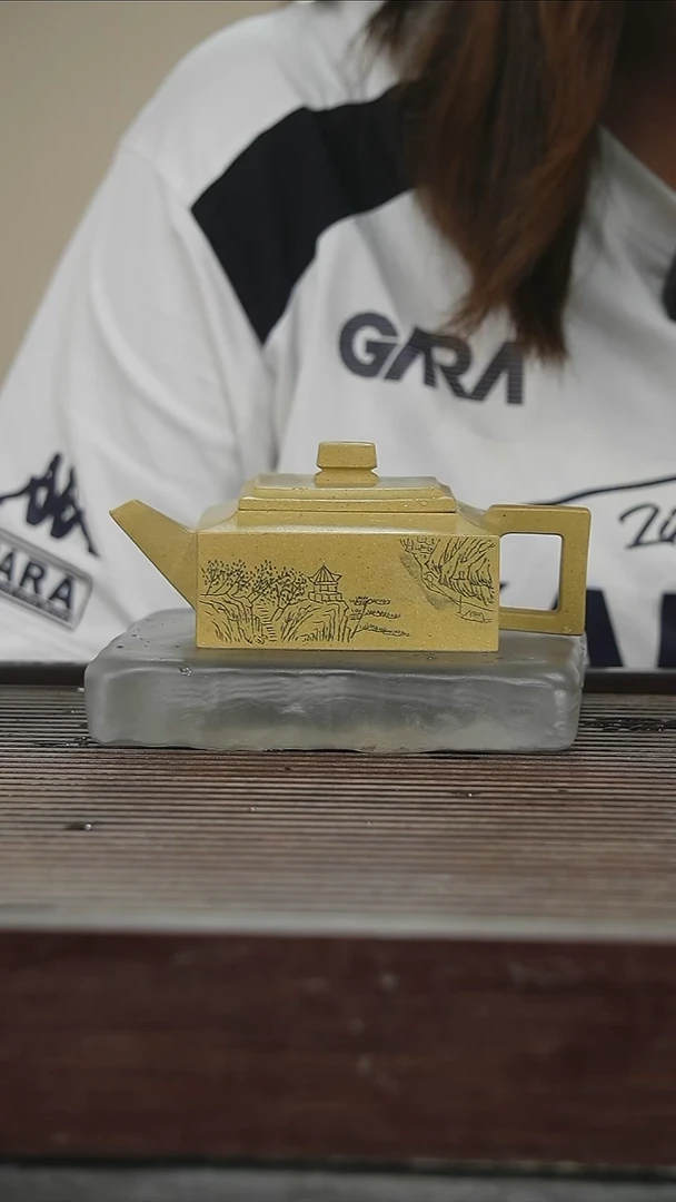 茶壶紫砂41号240CC