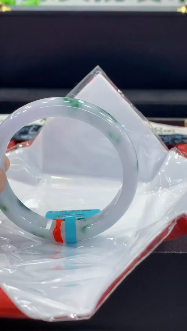 未镶嵌手镯翡翠翡翠手镯