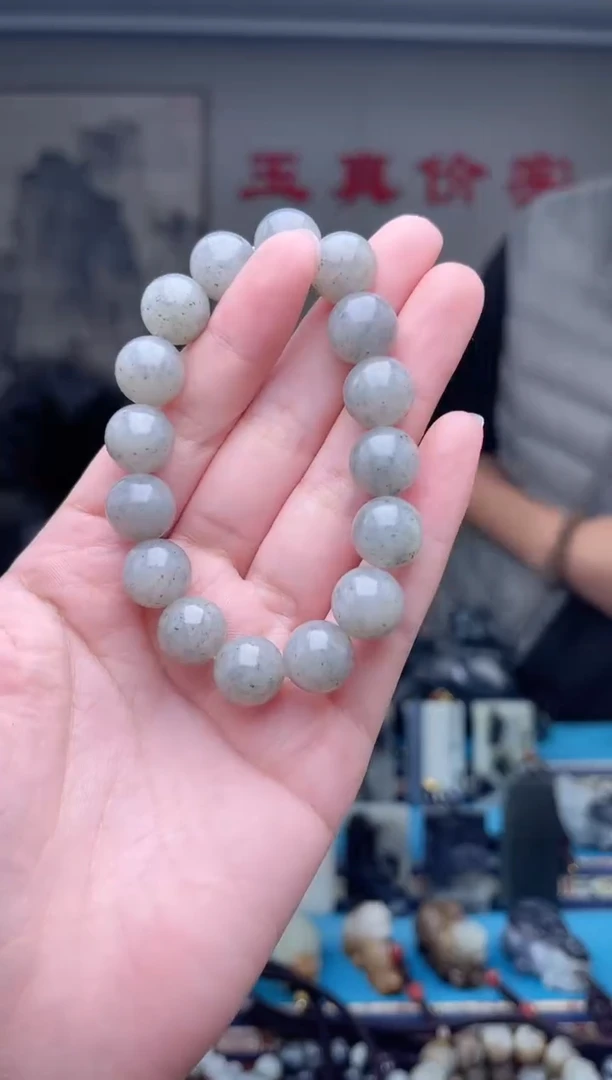 未镶嵌和田玉挂件1