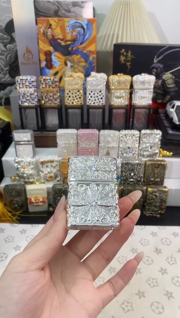 铜zippo克罗心满钻