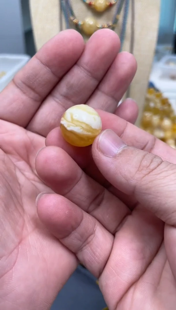 【闪购商品】琥珀颈饰未镶嵌原矿俄料蜜蜡圆珠18mm
