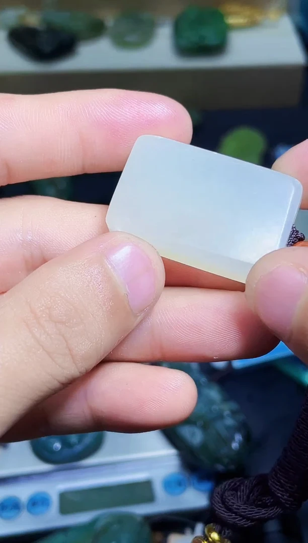 颈饰未镶嵌和田玉11111111