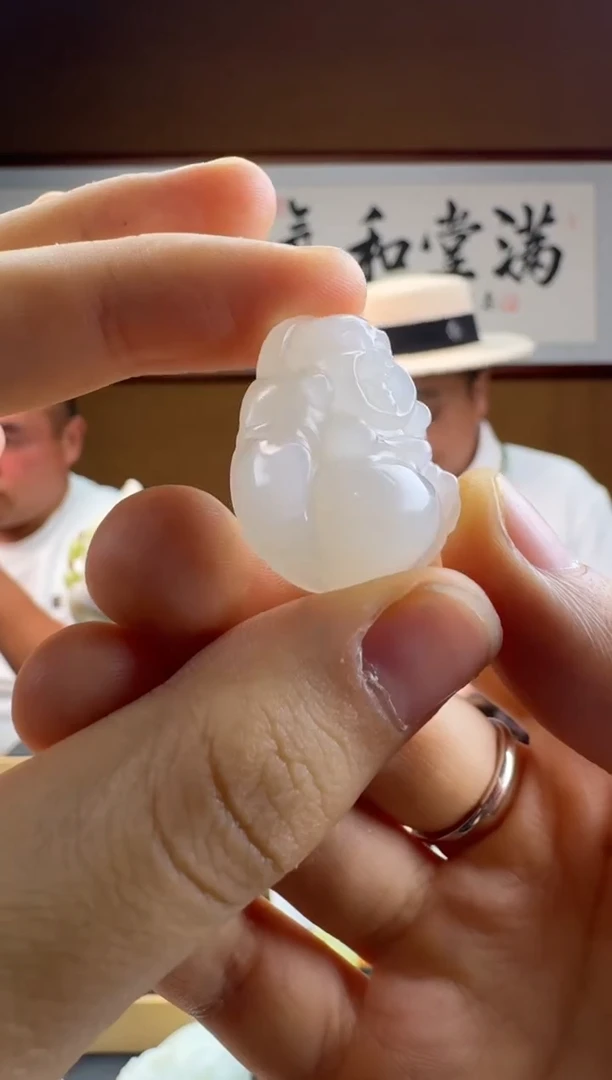 和田玉未镶嵌颈饰和田玉