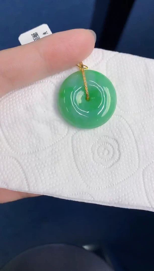 颈饰18K金镶嵌翡翠天然翡翠缅甸A货