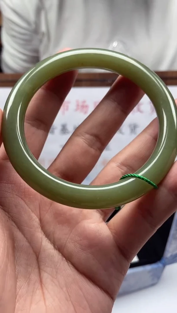 定制和田玉天然和田玉拍一发一