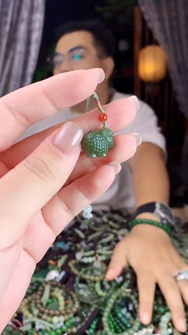 和田玉未镶嵌挂件多样性发货拍一发一