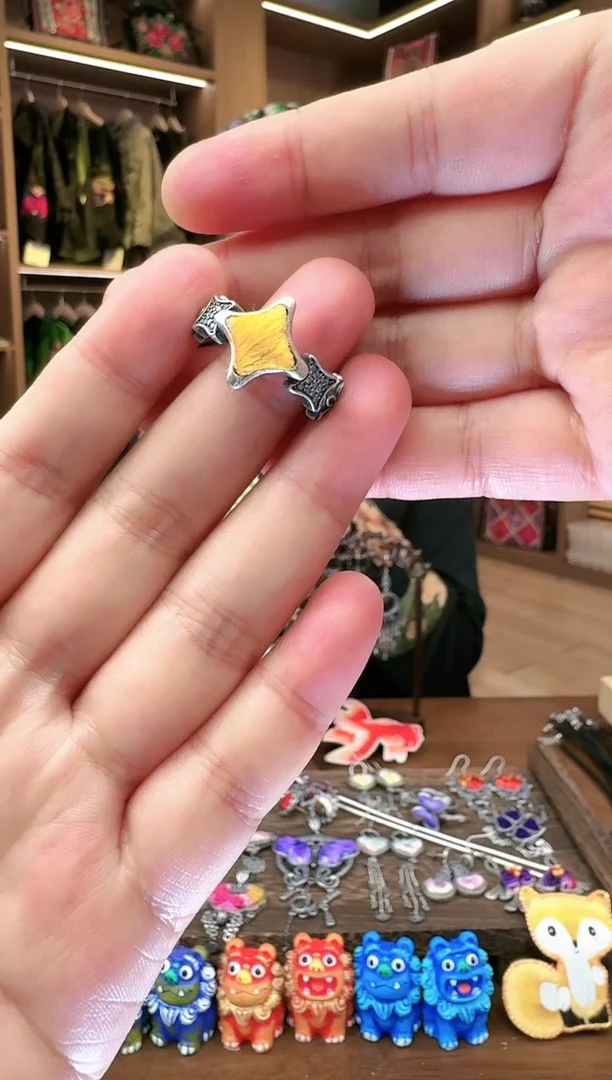 【闪购商品】织绣01黔东南苗族刺绣