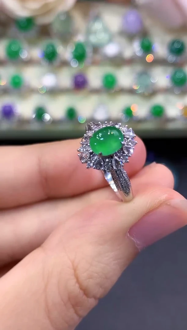 18K金镶嵌戒指翡翠B222