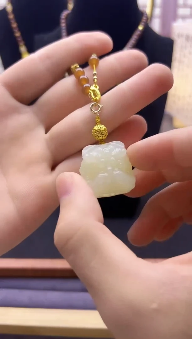 【闪购商品】和田玉颈饰14K金镶嵌X818