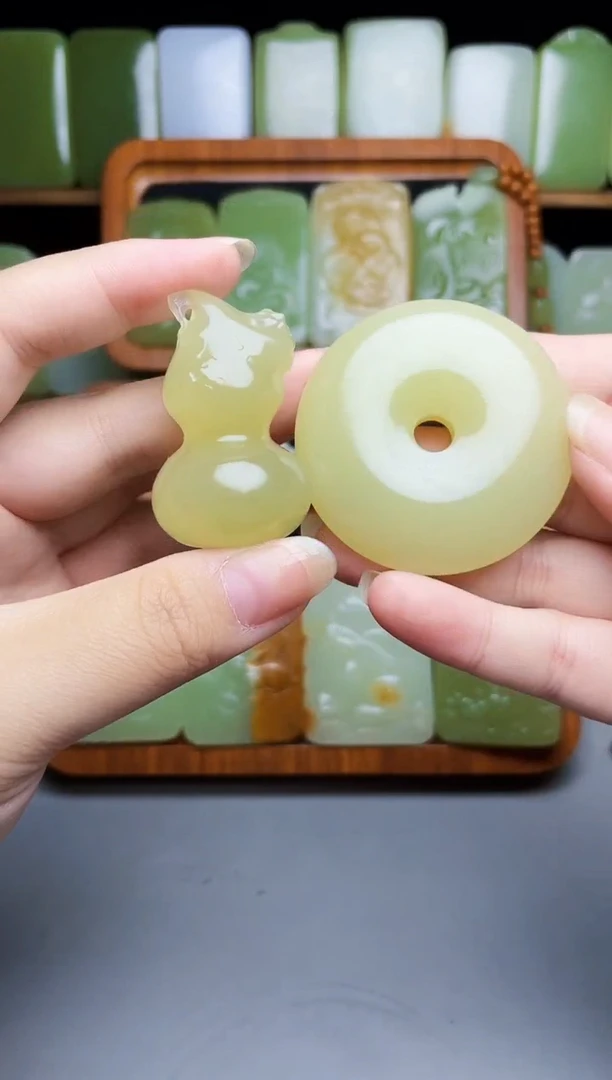 新疆昆仑山料葫芦