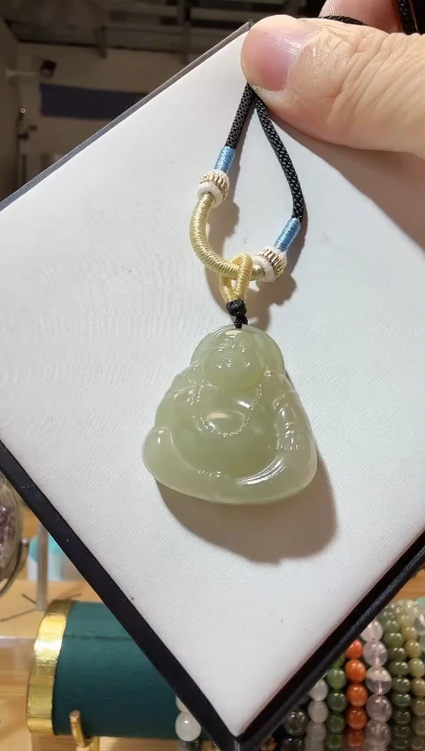 吊坠(赠链)未镶嵌和田玉（糖玉）优3210