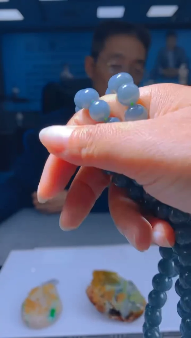 定制翡翠未镶嵌LL翡翠毛货CYL-112