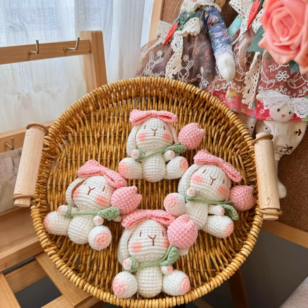 手工钩织成品郁金香兔子挂件复古兔子钥匙扣车挂包挂送女朋友礼物