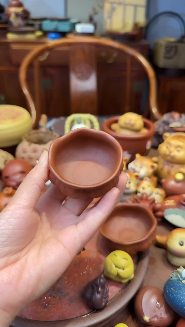 紫砂茶宠红降坡杯子