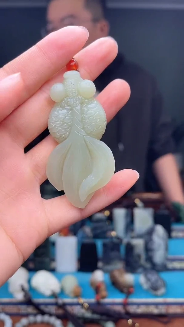 未镶嵌和田玉挂件1