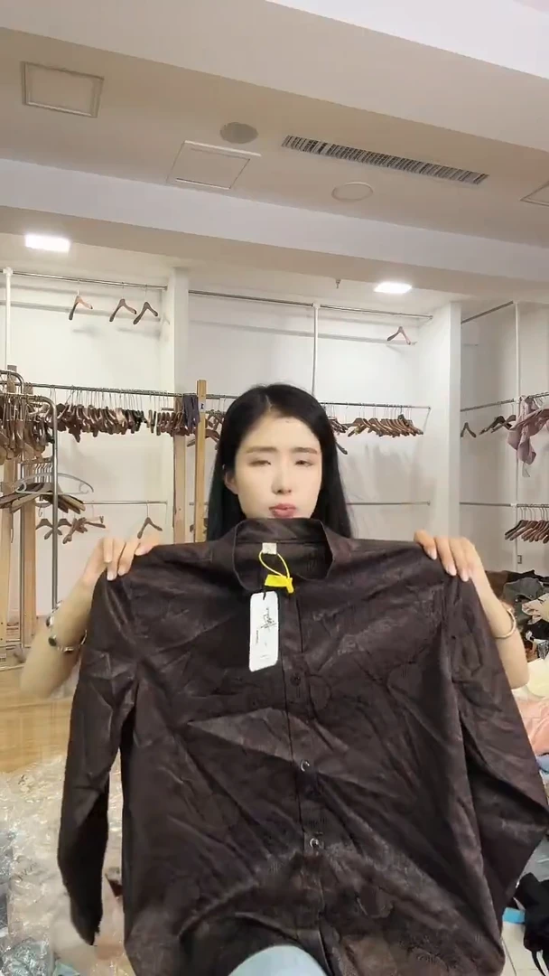 男士    衬衣     175码