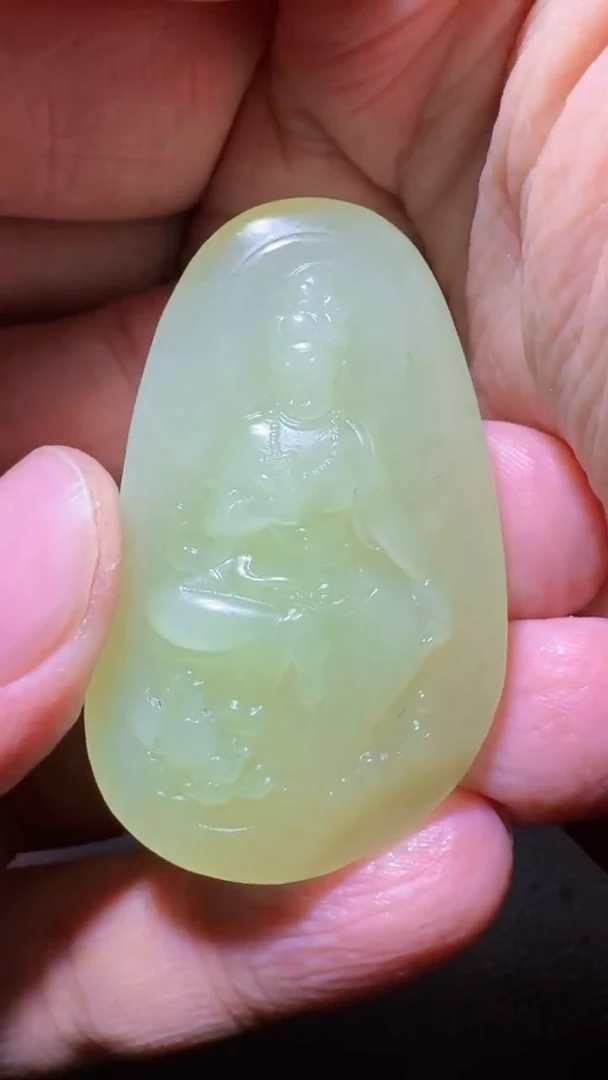 未镶嵌和田玉挂件和田玉