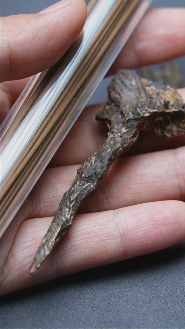 有*一管线香越南老香4克